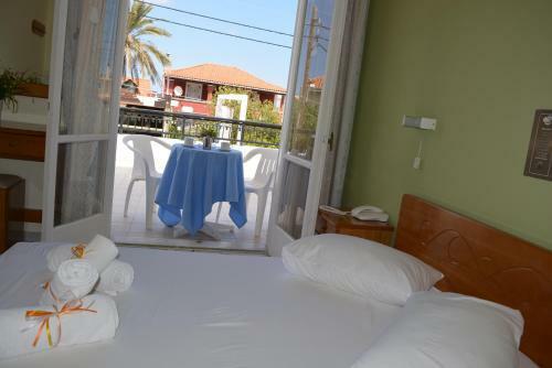 Hotel Montes Apartments & Studios