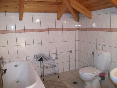 Kavos Psarou Studios & Apartments