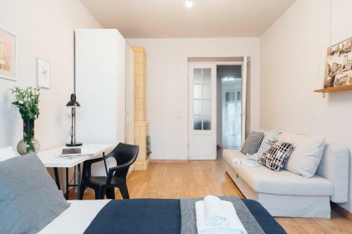 Avenue Apartment By Loft Affair
