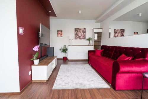 Rose Valley Apartment