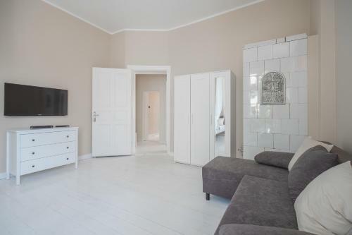 Riviera Residence Apartments