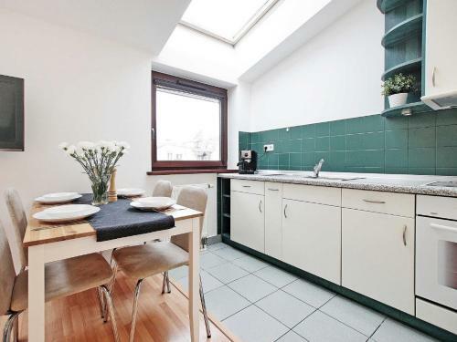 Studio Sobieski Apartment - 5 Min From Monte Cassino