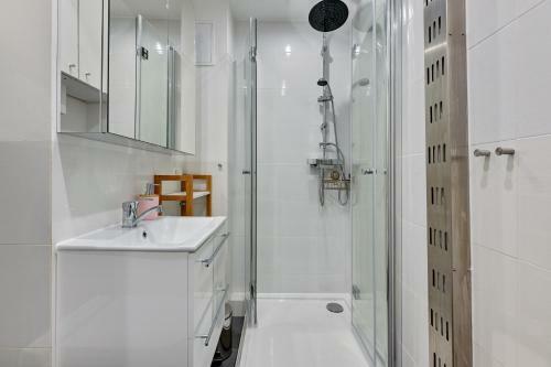 Milton By The Sea - Baltica Apartments