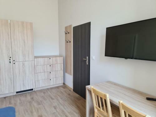 Hostel Hotel Pracowniczy R�?y Wiatr�w