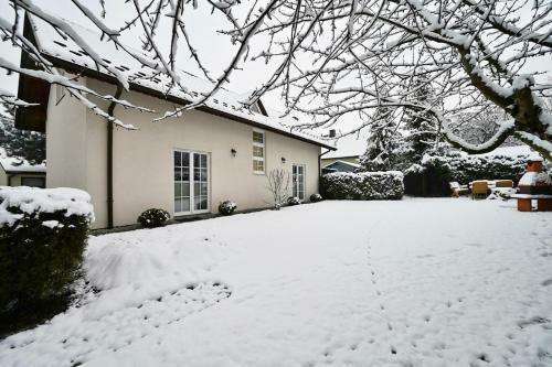 Hostal Molon�wka Guest House