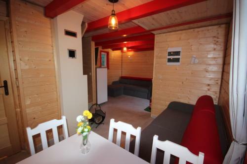 Lodge Domki Pod Lasem Blisko Morza