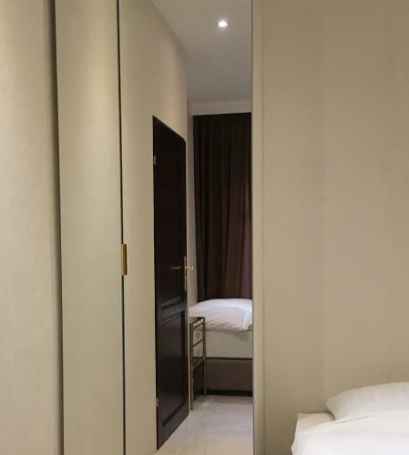 Villa La Val, Apartamenty Wa?brzych