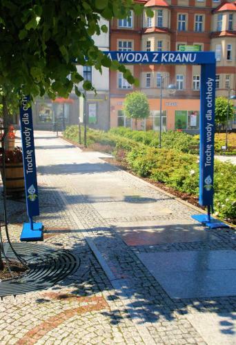Villa La Val, Apartamenty Wa?brzych
