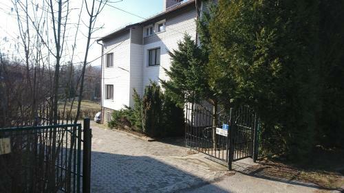 Bed & Breakfast Willa Bia?y Domek