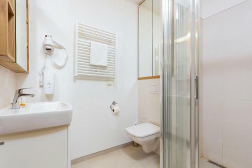 Business Studio Apartments By Renters
