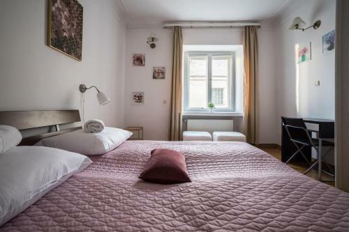 Elegant Apartment Royal Route II