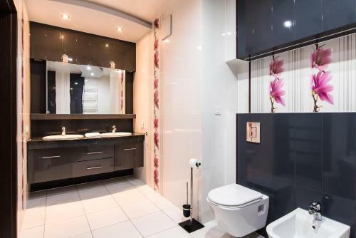 Notabene Wola Apartment