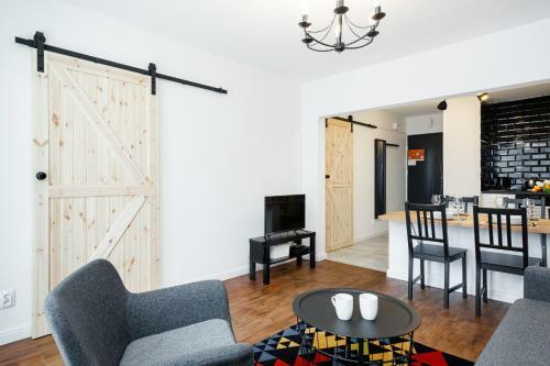 First Central Apartments By Renters