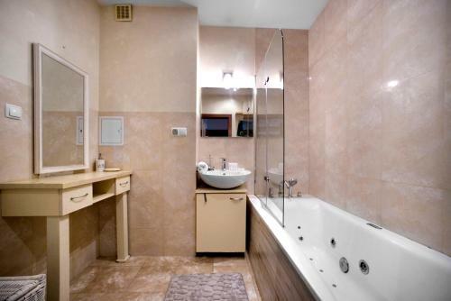 Sarmacka P&o Serviced Apartments 2 Bedrooms