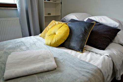 M?ociny - 2 Bed Serviced Apartment Sokratesa