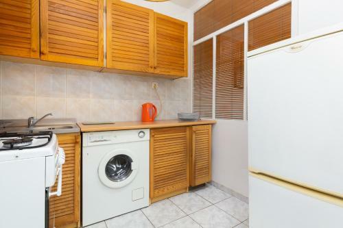 Apartment Cha?ubi?skiego By Renters