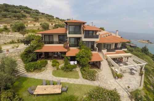 Aparthotel Thalassokipos