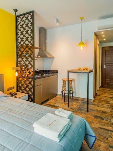 Aparthotel Thalassokipos