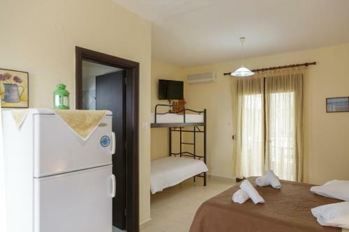 Maria - Pavlos Studios And Apartments