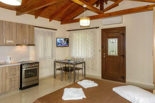 Maria - Pavlos Studios And Apartments