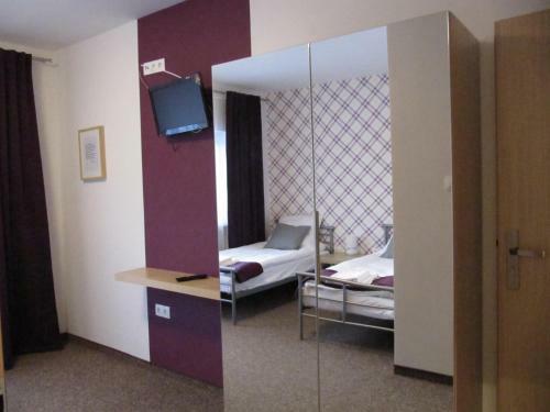 Hostal Le?na Villa