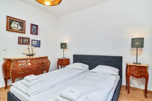Vintage Apartments Wroc?aw By Renters