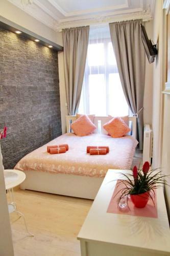 Grey Rooms