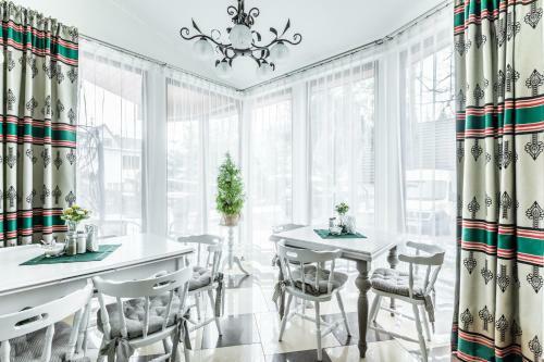 Hostal Willa Bia?y Domek
