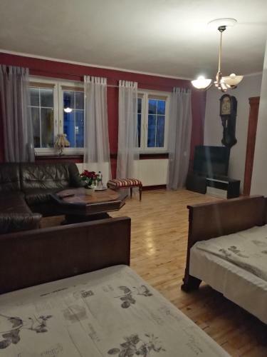 Bed & Breakfast Zajazd Pod R�??