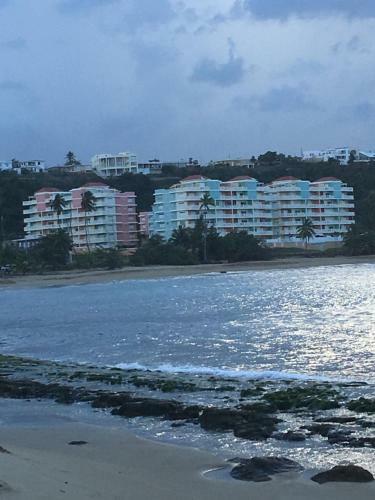 Apartamento Isabela Beach Court Condos *pool*
