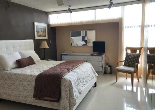 Apartamento 2br Condo At Isla Verde Beach