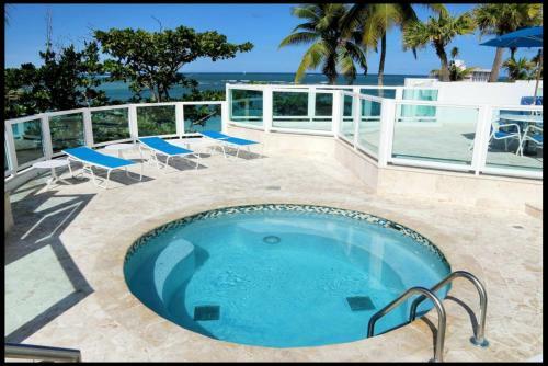 Apartamento 2br Condo At Isla Verde Beach