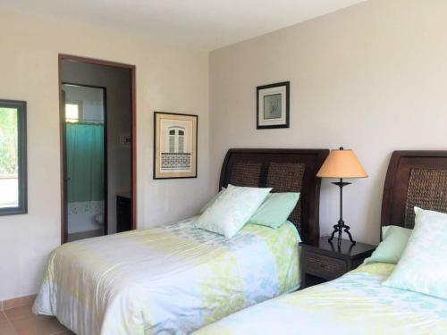 Villa Iris 2 Story Ocean View Villa W/ Pool Access