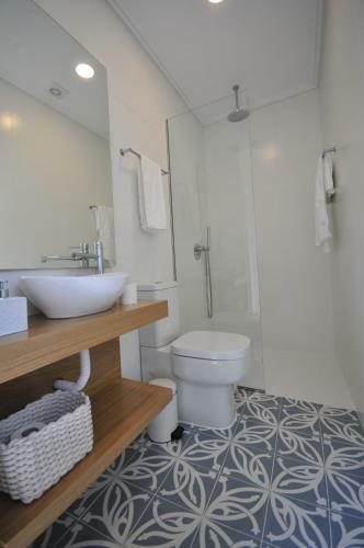 Afife Villa Sleeps 14 With Pool Air Con And Wifi