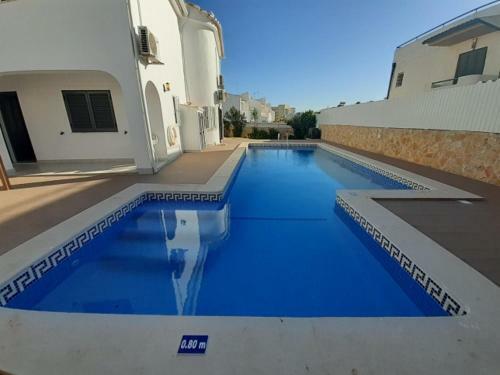Amazing Modern Francis Villa With Pool