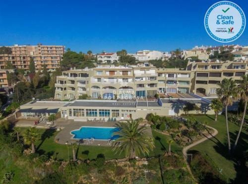 Aveiros Beach Apartment - D�alma Poncet