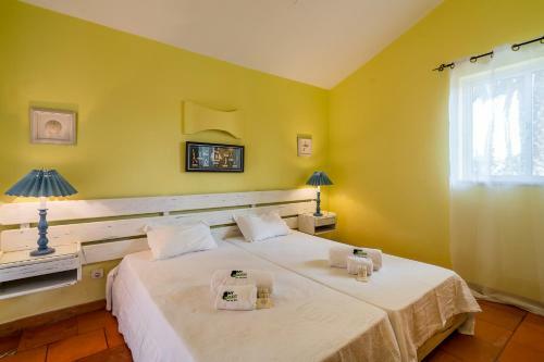 Bmyguest - Fal�sia Beach Villa