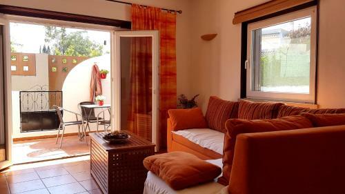 Cozy T2 Apartment Near The Beach