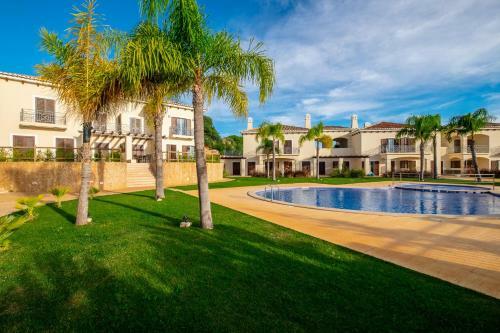 42 V3 Private Condominium Pool Premium House