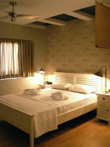 Despotiko Apt. Hotel & Suites