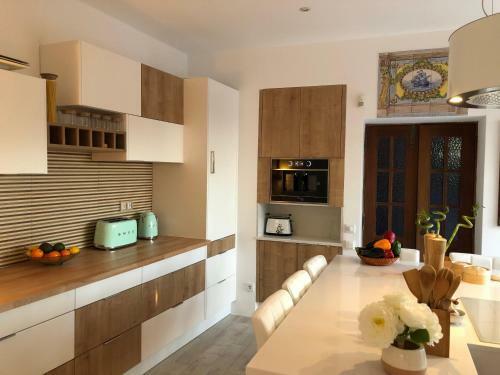 Villa Oasis By The Getaway Collection