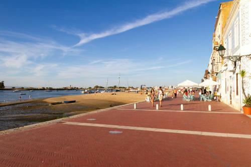 Seixal Bay Apartments