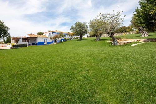 Boliqueime Villa Sleeps 10 Pool Wifi