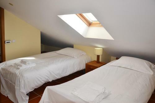 Benfarras Villa Sleeps 10 With Pool And Air Con