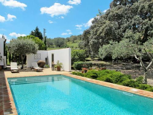 Campina Villa Sleeps 6 With Pool And Wifi
