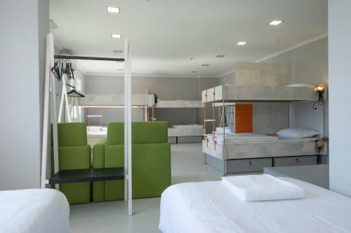Hostal Bus Station Suites&dorm