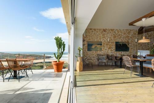 Albergue Lapoint Surf Camp Ericeira