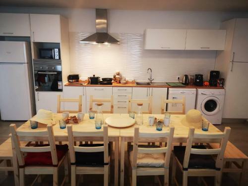 Hostal Caparic Poshtel An Luxury And Posh Style Hostel