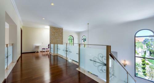 Ferrarias Villa Sleeps 12 With Pool Air Con And Wifi