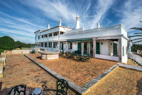 Vale Da Canada Villa Sleeps 19